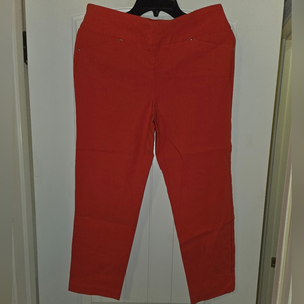 Stylish Orange Capris NWOT